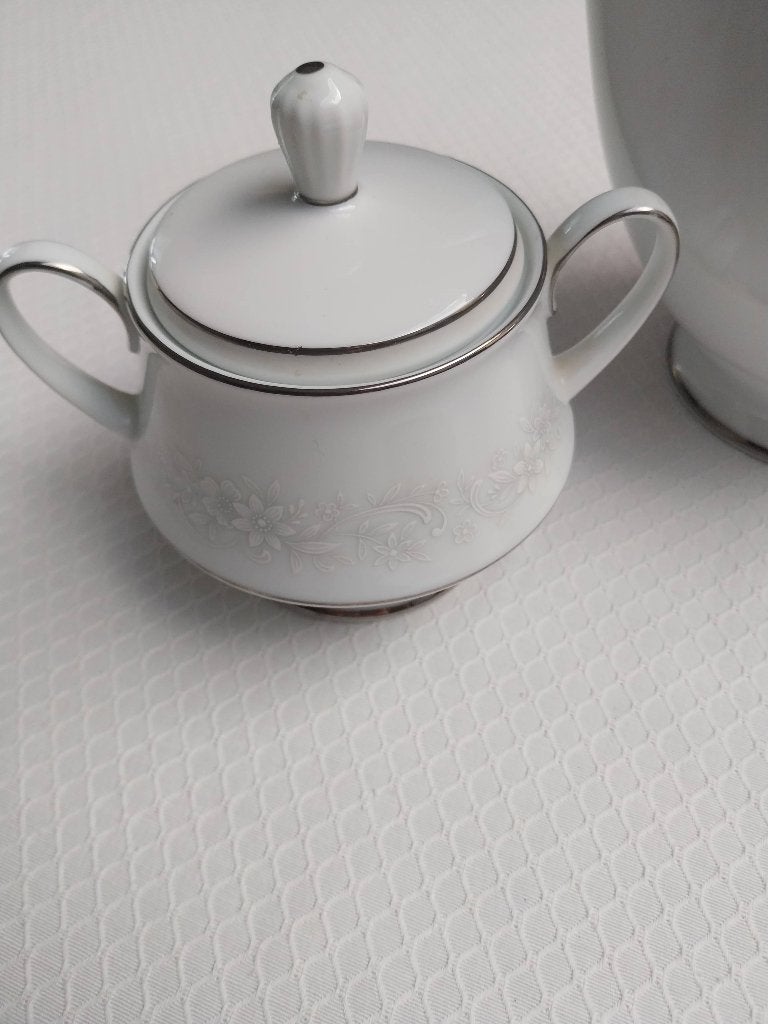 18 delig koffie service, Ophalen, Klassiek, Zo goed als nieuw, Porselein