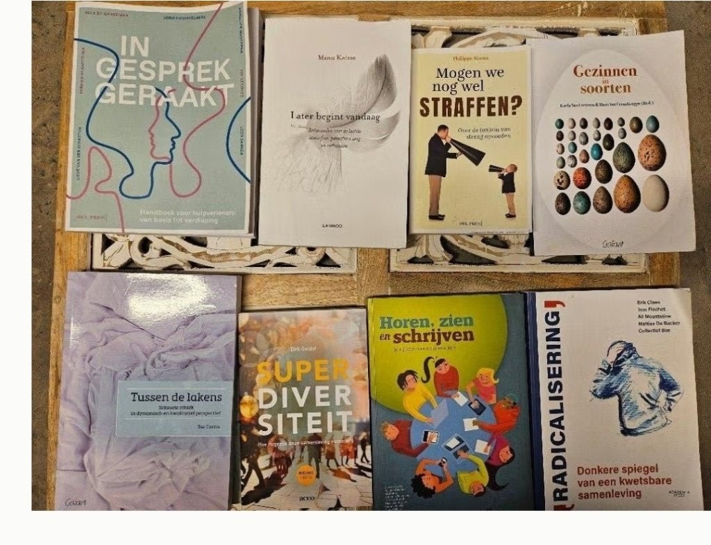 Odisee studieboeken gezinswetenschappen, Livres, Livres d'étude & Cours, Enlèvement, Comme neuf, Enseignement supérieur