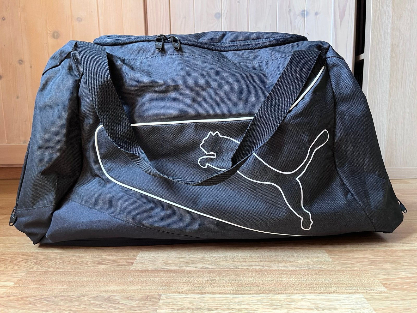 Sac de voyage Puma 60l, Enlèvement, Comme neuf