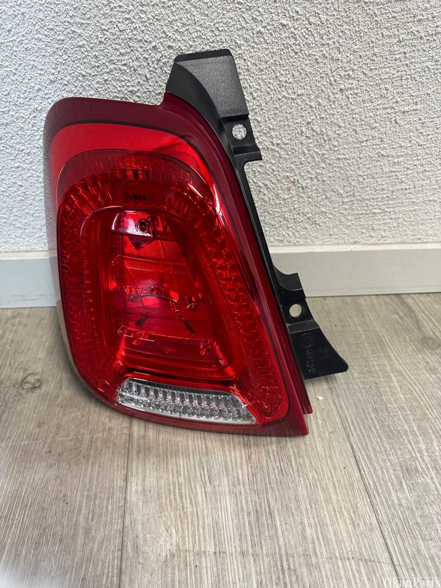 Fiat 500 500C linker achterlicht links 81599013, Auto-onderdelen, Gebruikt, Fiat