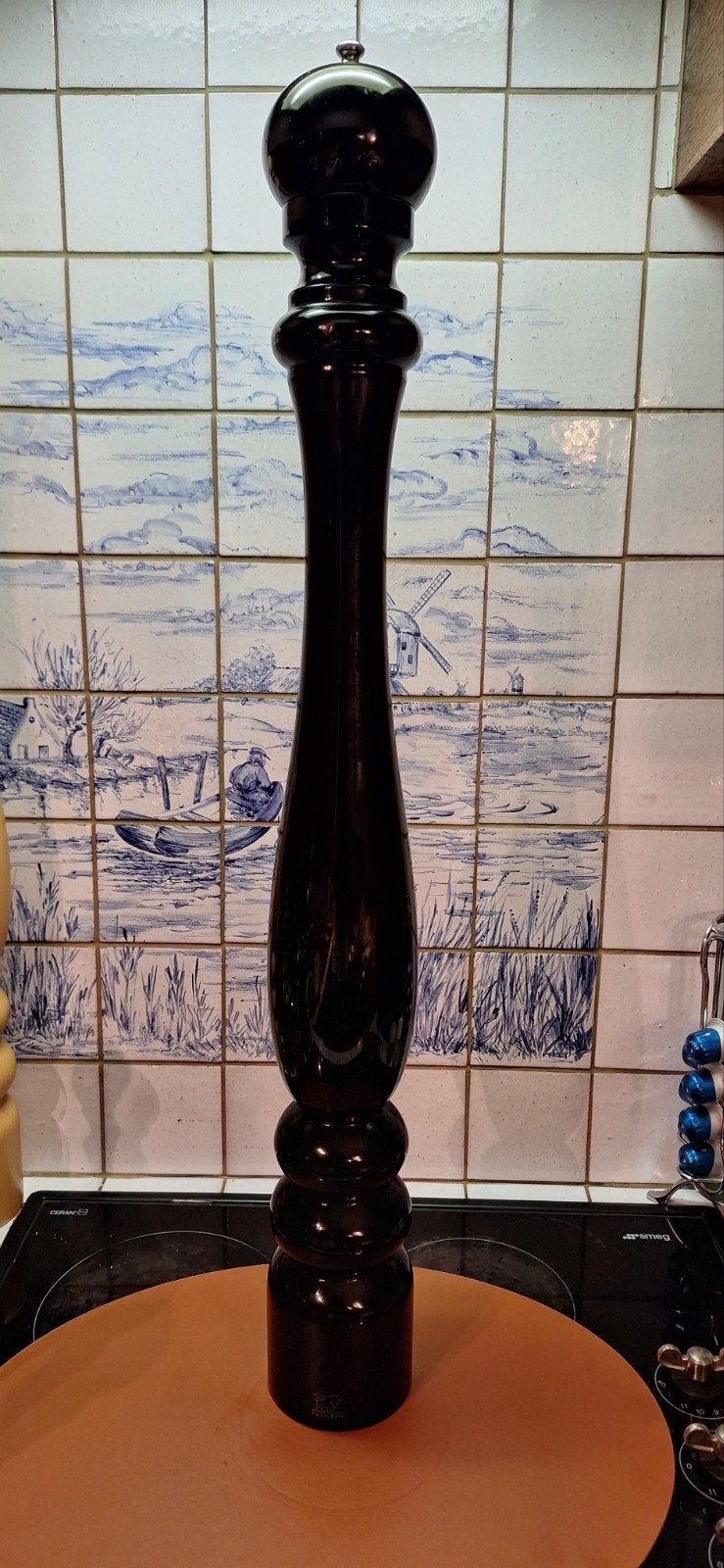 Peugeot pepermolen 80cm zwart gelakt in nieuwstaat!, Overige typen, Hout, Ophalen of Verzenden, Zo goed als nieuw