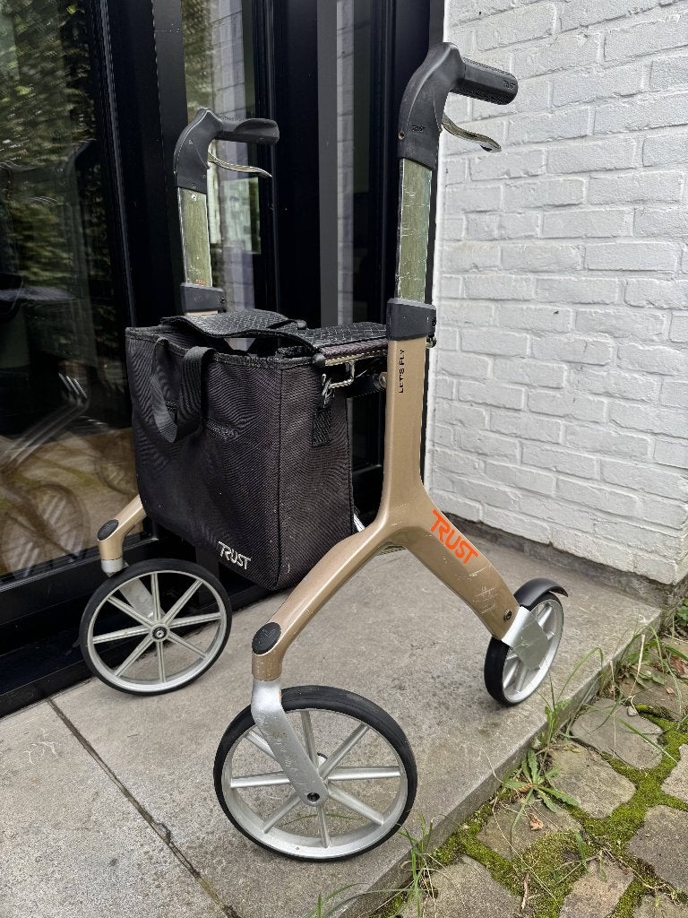 Rollator, Ophalen, Opvouwbaar, Gebruikt
