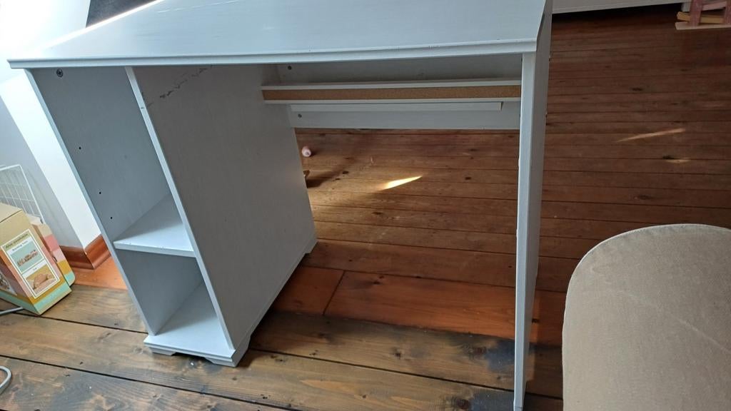 GRATIS Witte bureau Ikea, Huis en Inrichting, Ophalen