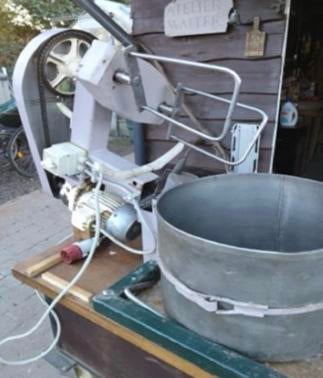 Deegkneder max. 20kg bloem, Enlèvement, Utilisé, Boulangerie et Boucherie