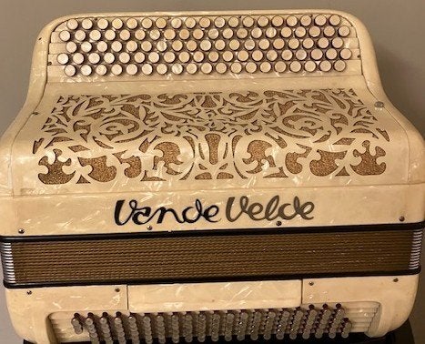 Accordeon  VANDEVELDE