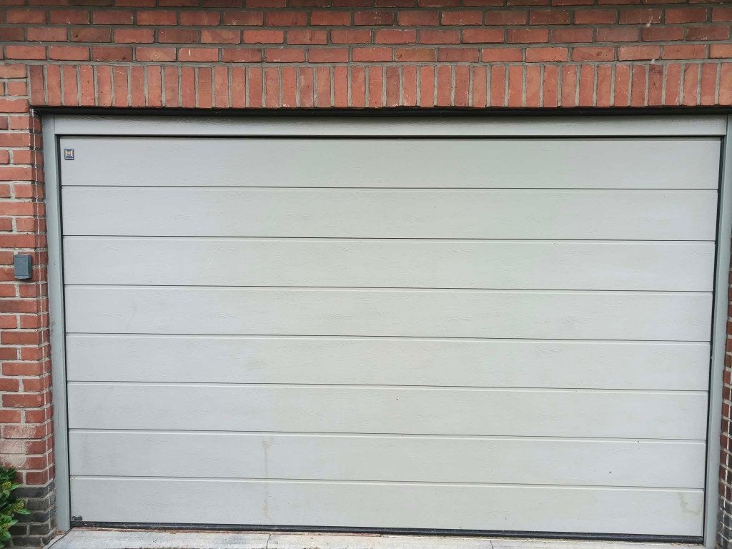Sectionale garagepoort, Ophalen, Gebruikt, 120 cm of meer, Overige typen