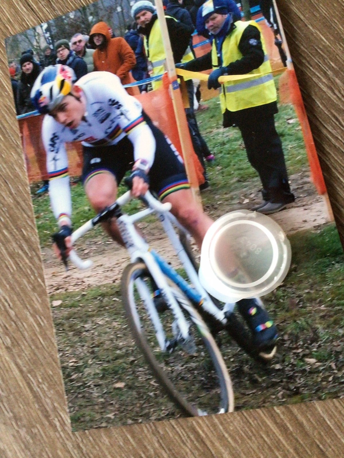 Wielerfoto wout van aert, Ophalen of Verzenden, Zo goed als nieuw