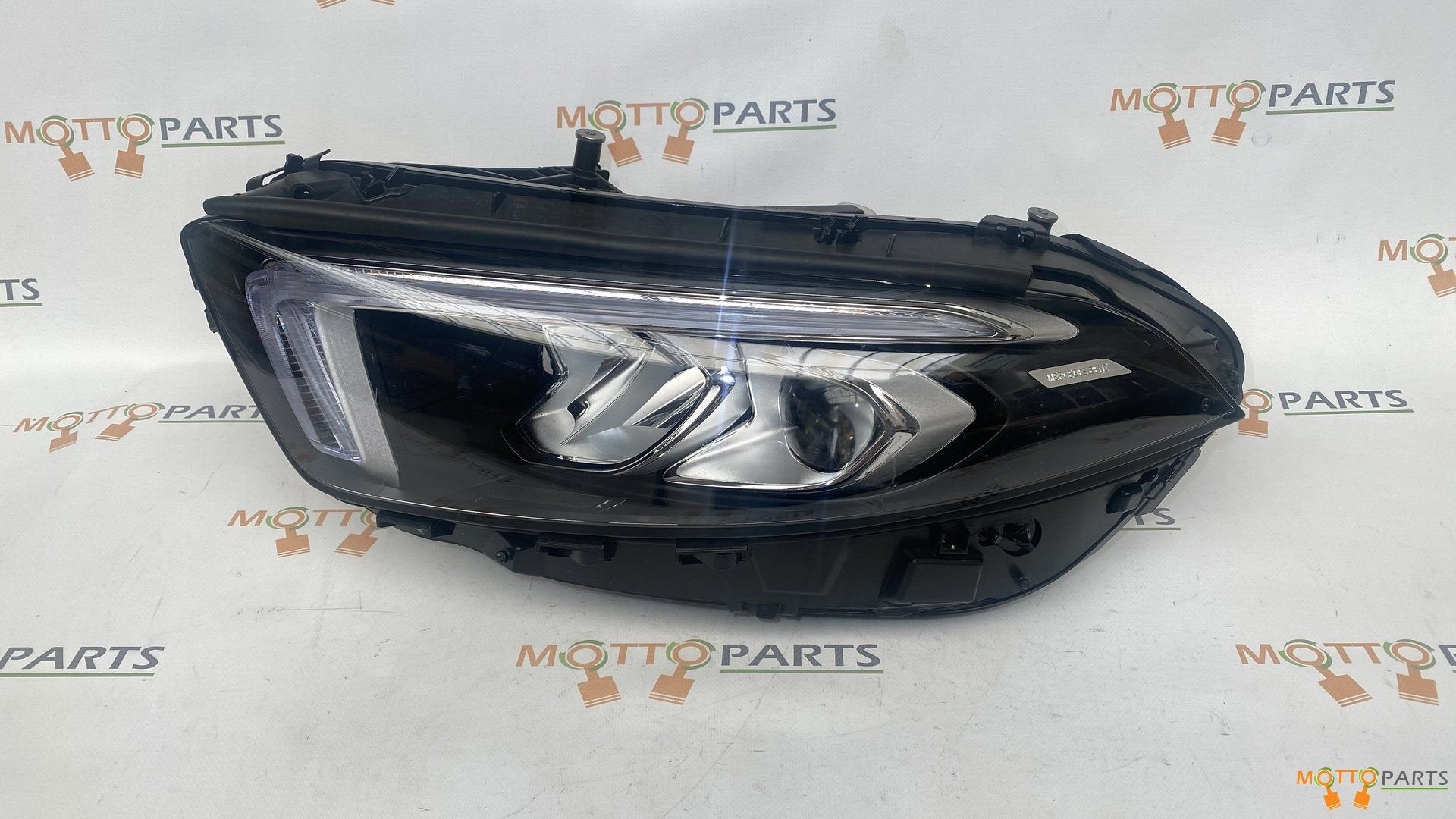 Mercedes A Klasse LED High Performance Koplamp A1779064903, -, Utilisé, -, -