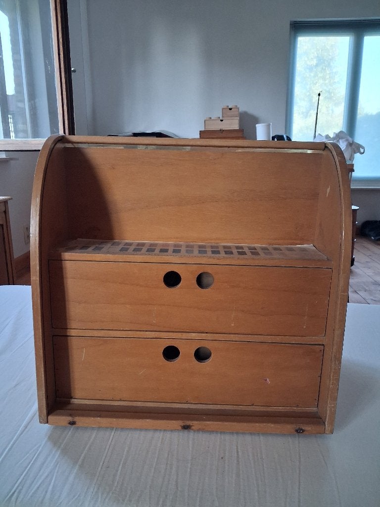 Oude opbergdoos voor naaigaren, Hobby en Vrije tijd, Ophalen, Gebruikt, Accessoires, Overige merken