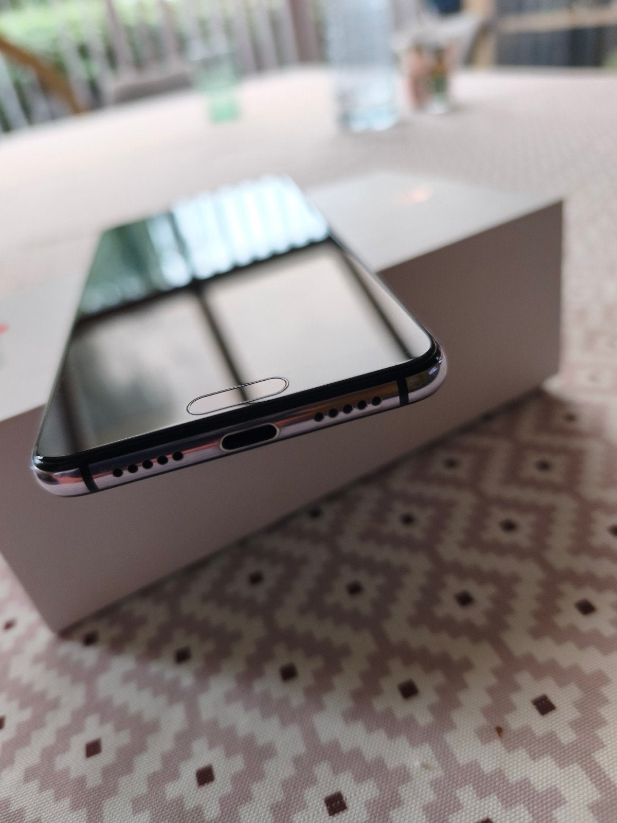 Un tout beau Huawei P20 violet twilight, Télécoms, 10 mégapixels ou plus, Enlèvement ou Envoi, Comme neuf, Sans abonnement
