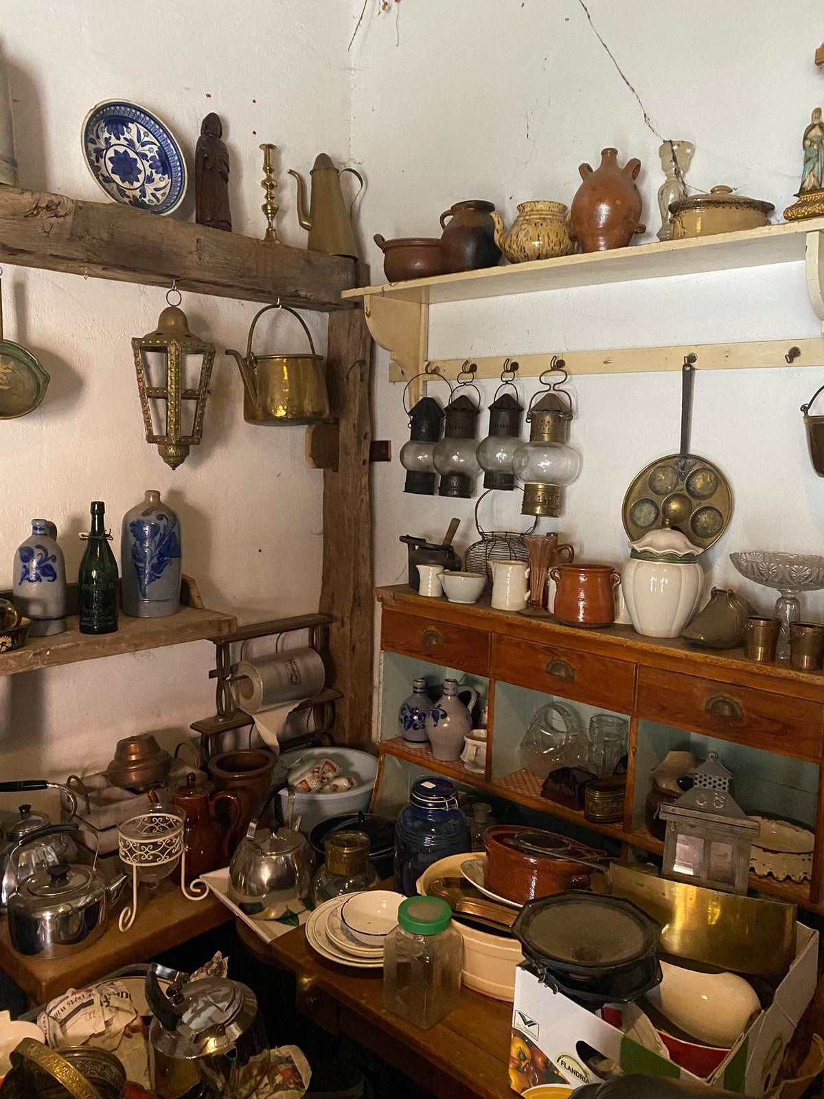 Curiosités et brocante, Enlèvement ou Envoi