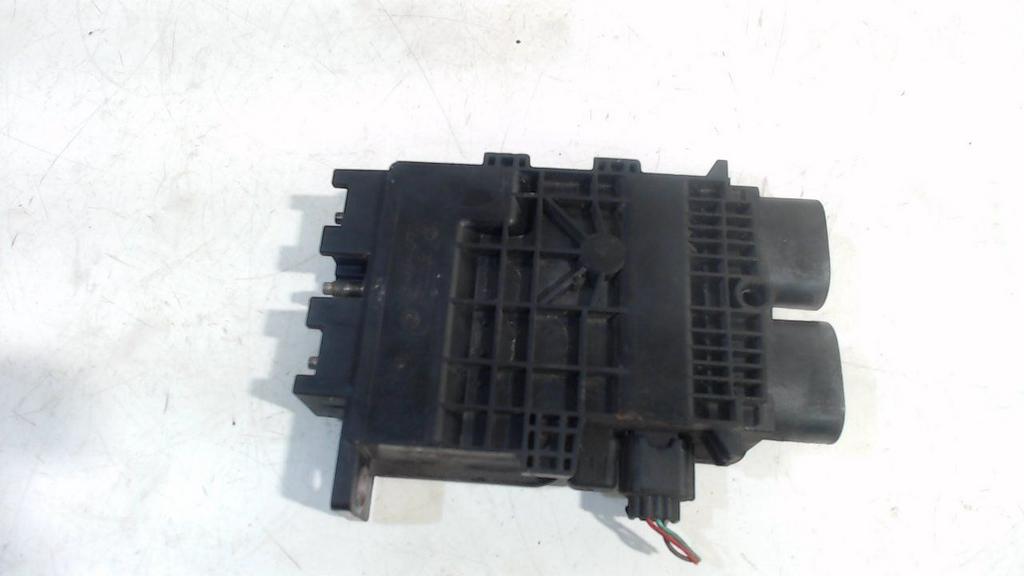 Aansluiting voor 12 volt Renault Laguna, Auto-onderdelen, Onderdelen@venauto.nl, Van der Ven Autorecycling B.V., Gebruikt, Ettenseweg 76, 4706 PB Roosendaal, The Netherlands