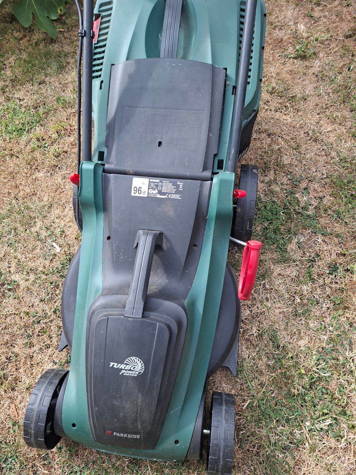 parkside grasmachine en bosmaaier, Ophalen, Cirkelmaaier, Elektrische grasmaaier, Zo goed als nieuw