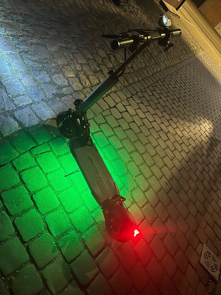 Ienyrid A1, Fietsen en Brommers, Steps, Zo goed als nieuw, Elektrische step (E-scooter), Ophalen
