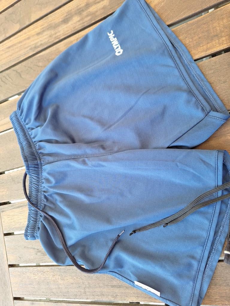 Sportshort, merk Olympic, maat M, gratis, Vêtements | Hommes, Enlèvement