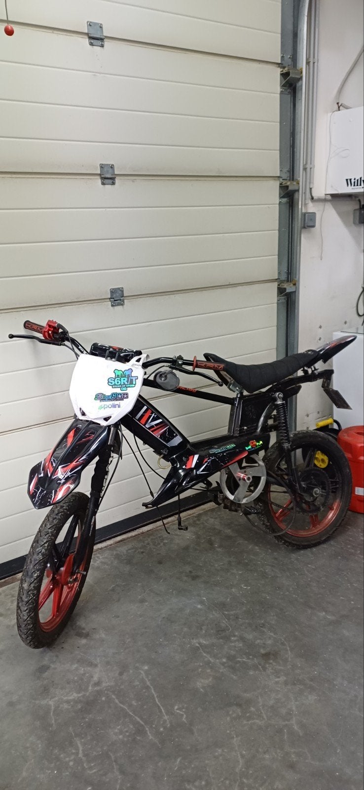 Peugeot 103 A klasse rollend frame met papieren, Fietsen en Brommers, Ophalen