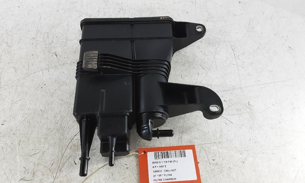 KOOLSTOFFILTER BMW 1 serie (F40) (01-2019/-) (7476383), Gebruikt, BMW