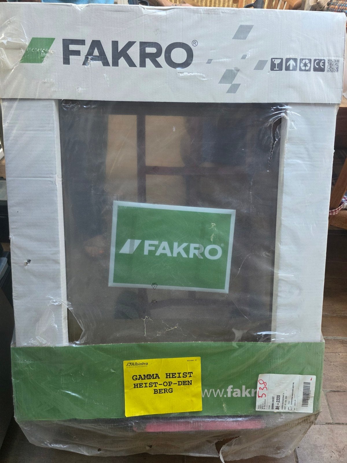 Lanterneau FAKRO FTS-V U2 78 x 98 cm — nouveau, Bricolage & Construction, Vitres, Châssis & Fenêtres, Enlèvement, Lucarne