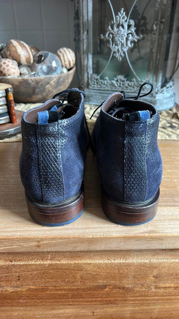 Floris Van bommel 10.5 schoenen, Kleding | Heren, Ophalen of Verzenden, Zo goed als nieuw