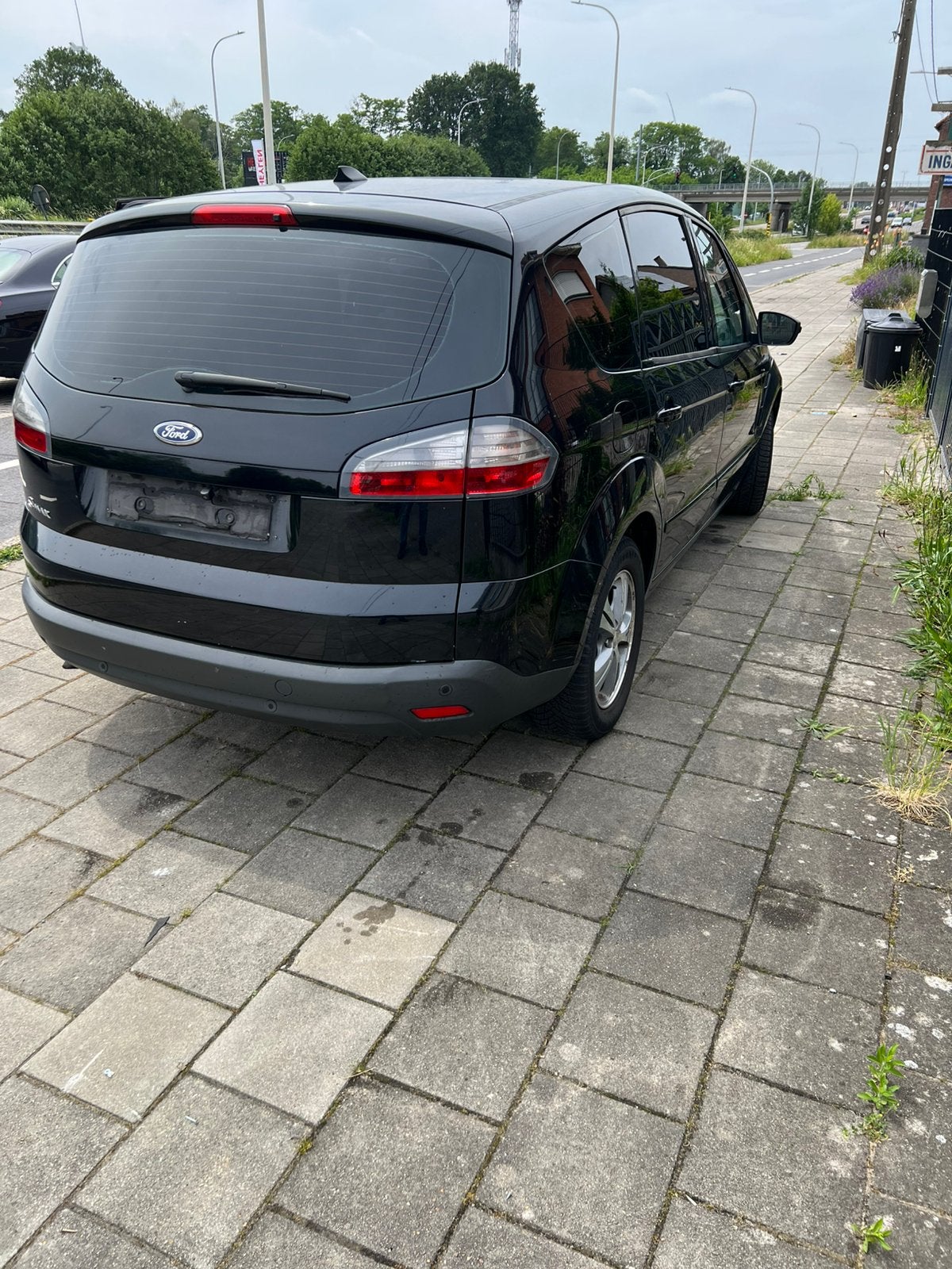 Ford s max, Ophalen