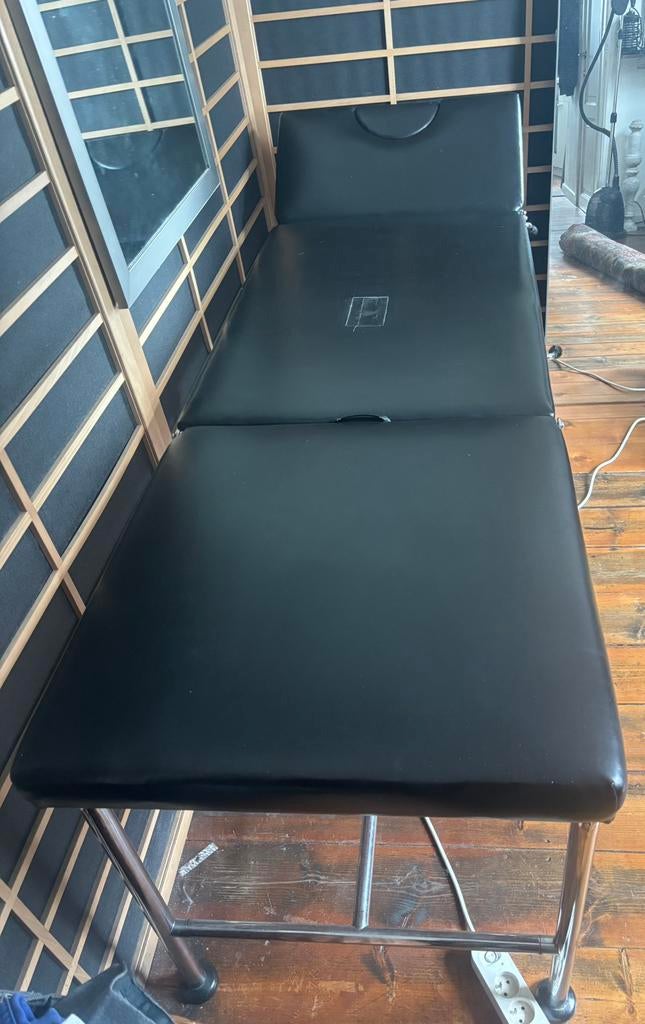 Professionele massage-/behandeltafel | Verstelbaar, Sport en Fitness, Massageproducten, Ophalen, Massagetafel