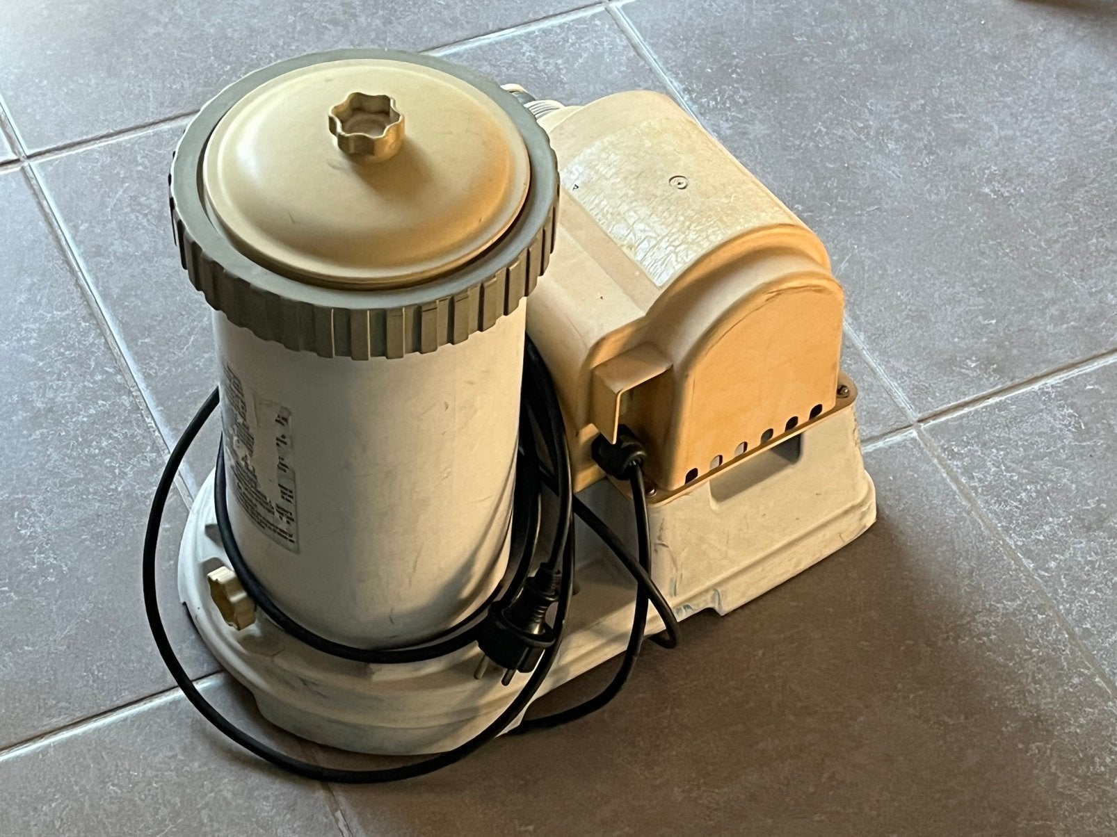Pompe Piscine INTEX 300W - 9m3/hr, Ophalen, Gebruikt, Zwembadpomp