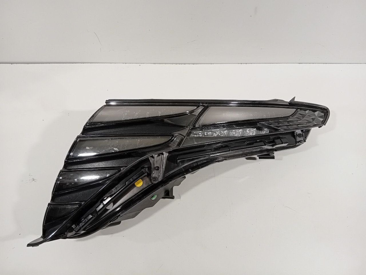 Dagrijverlichting links voor Hyundai Tucson, Onderdelen@venauto.nl, Van der Ven Autorecycling B.V., Gebruikt, Ettenseweg 76, 4706 PB Roosendaal, The Netherlands