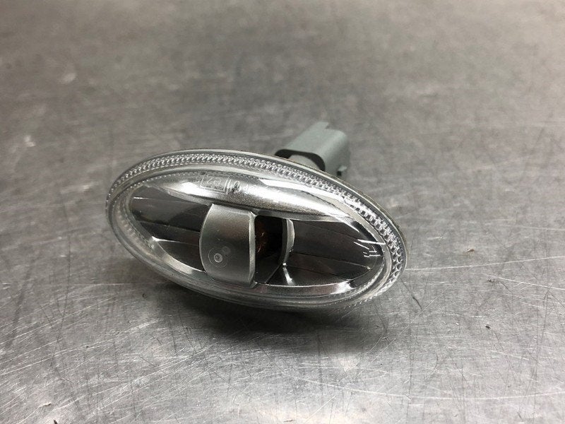 KNIPPERLICHT SCHERM LINKS VOOR Aygo (B40) (|9680057480|), Gebruikt, Toyota