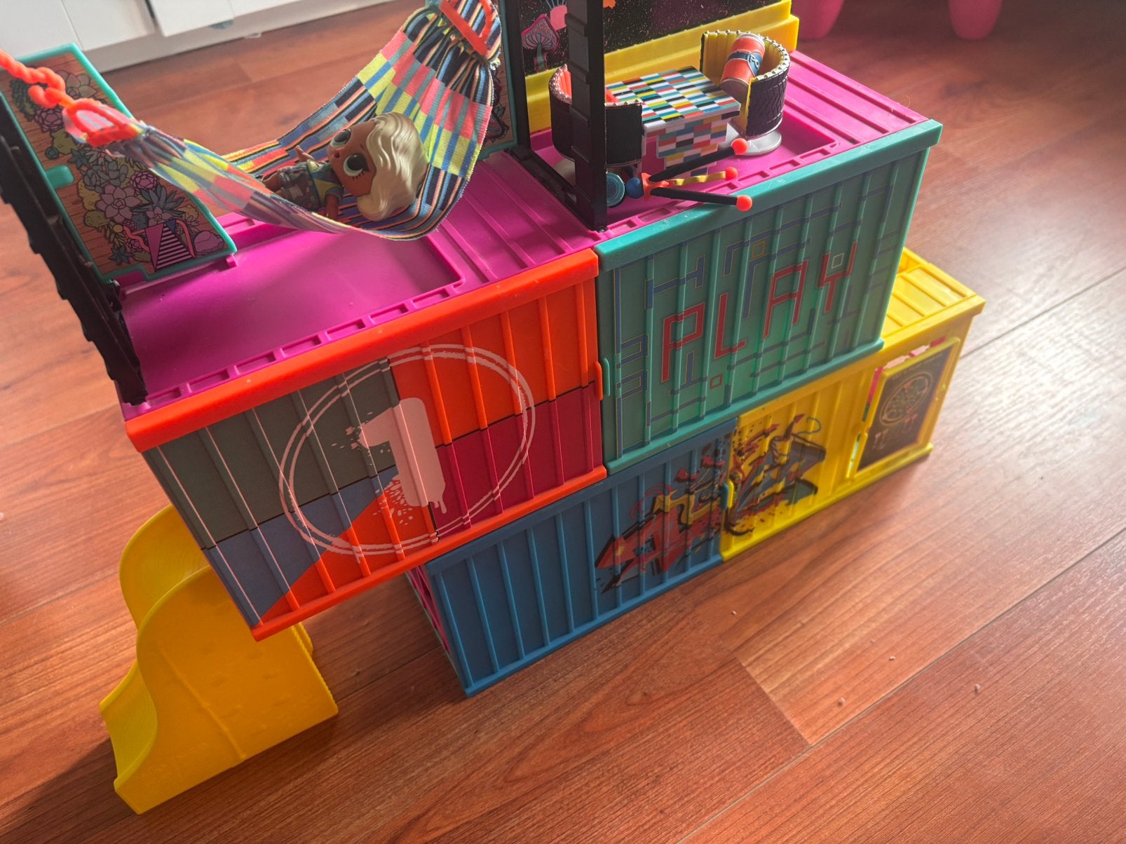 LOL clubhouse, Kinderen en Baby's, Ophalen, Zo goed als nieuw