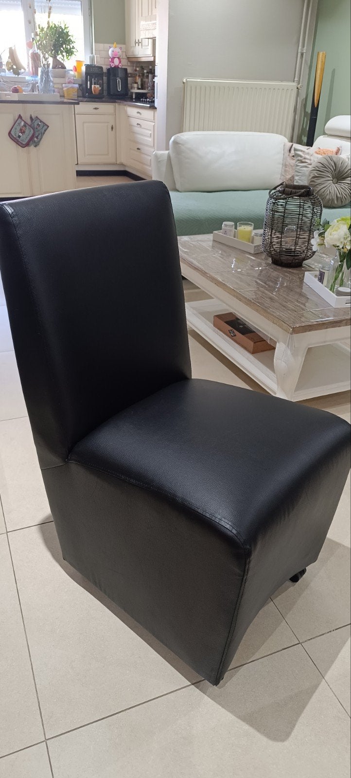 6 zwarte stoelen op wieltjes, Ophalen, Zwart, Vijf, Zes of meer stoelen