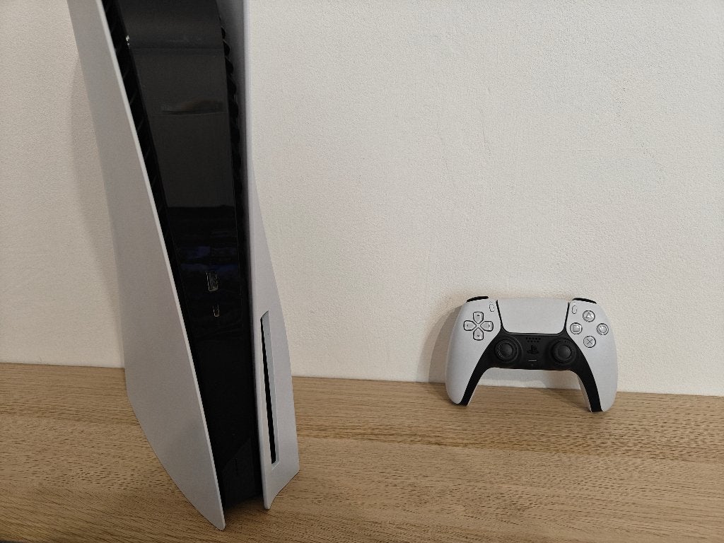 PS5 version disque + Manette + jeux, Enlèvement, Comme neuf, Aventure et Action
