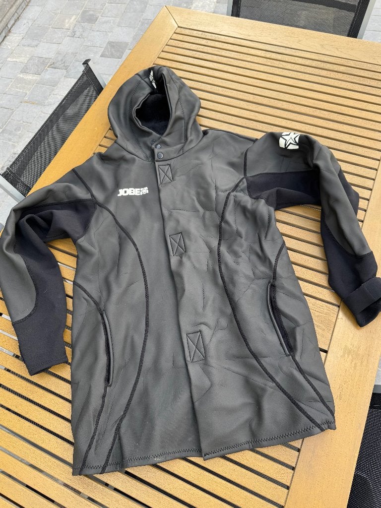 2 x JOBE neoprene jacket, Watersport en Boten, Watersportkleding, Heer, Zo goed als nieuw, Zeiljack, Jobe