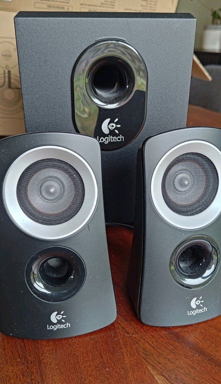 Logitech Z313 2.1 speakersysteem, Ophalen