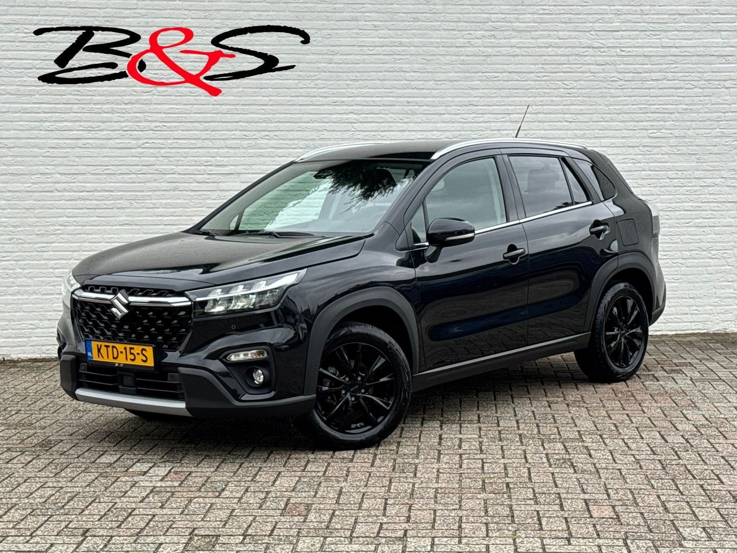 Suzuki SX4 S-Cross 1.5 Hybrid Select Led verlichting Adaptie, Auto's, Automaat, Zwart, Bedrijf, Hybride Elektrisch/Benzine