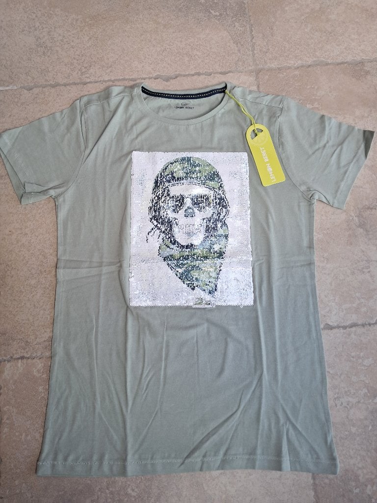 Nieuwe stoere Emoji t-shirt mt 176 (zie foto's), Enfants & Bébés, Vêtements enfant | Taille 176, Neuf, Garçon, Enlèvement ou Envoi