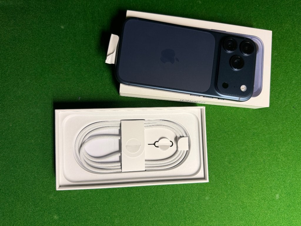 iPhone 17 pro, Télécoms, Téléphonie mobile | Apple iPhone, Autres modèles, Enlèvement, Sans abonnement, Bleu