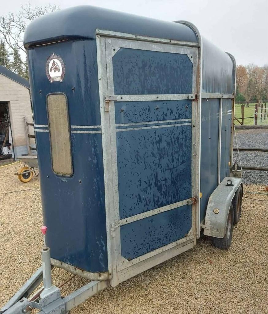 Van fautras provan, Animaux & Accessoires, Chevaux & Poneys | Semi-remorques & Remorques, Enlèvement, Utilisé, Bois, Remorque 2 chevaux