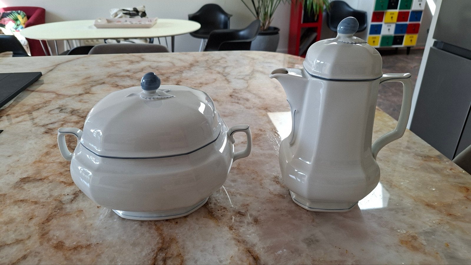 Terrine à soupe et cafetière vintage., Avec couvercle, Enlèvement, Comme neuf
