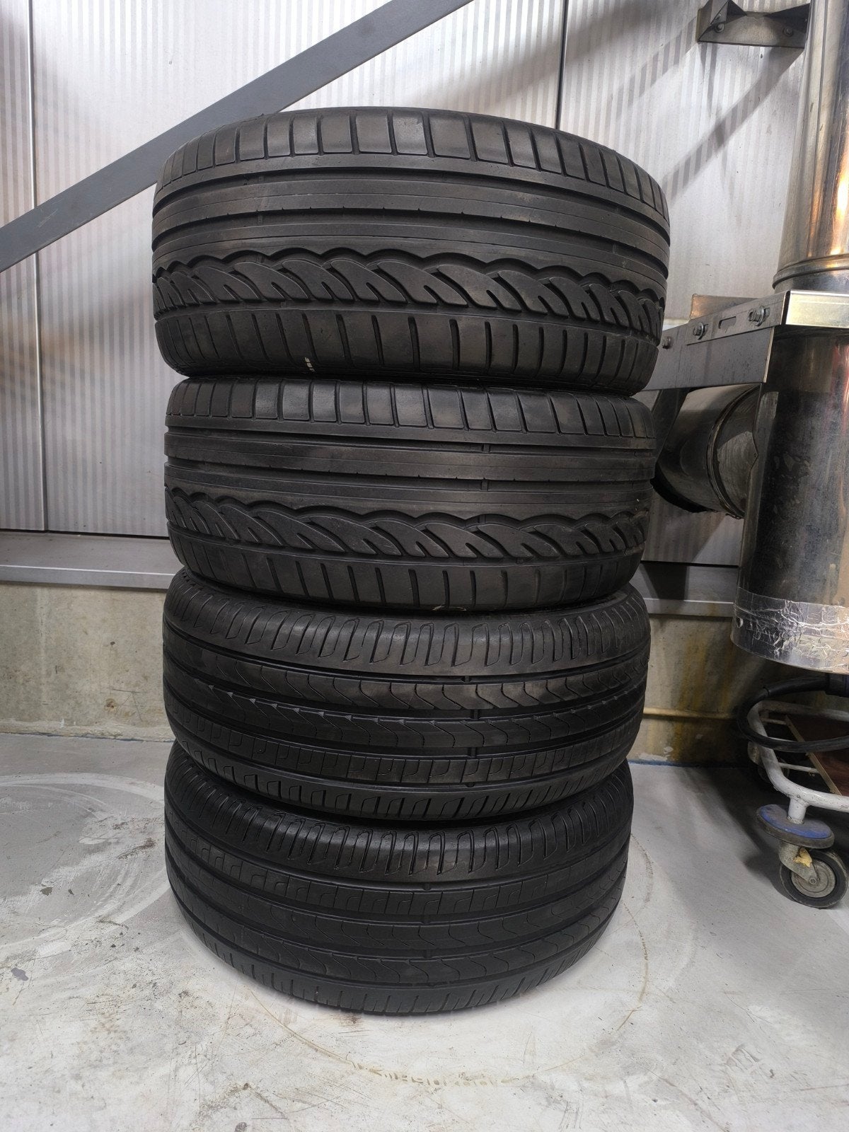 4x 245/40/18, Ophalen, 18 inch, Band(en), Personenwagen