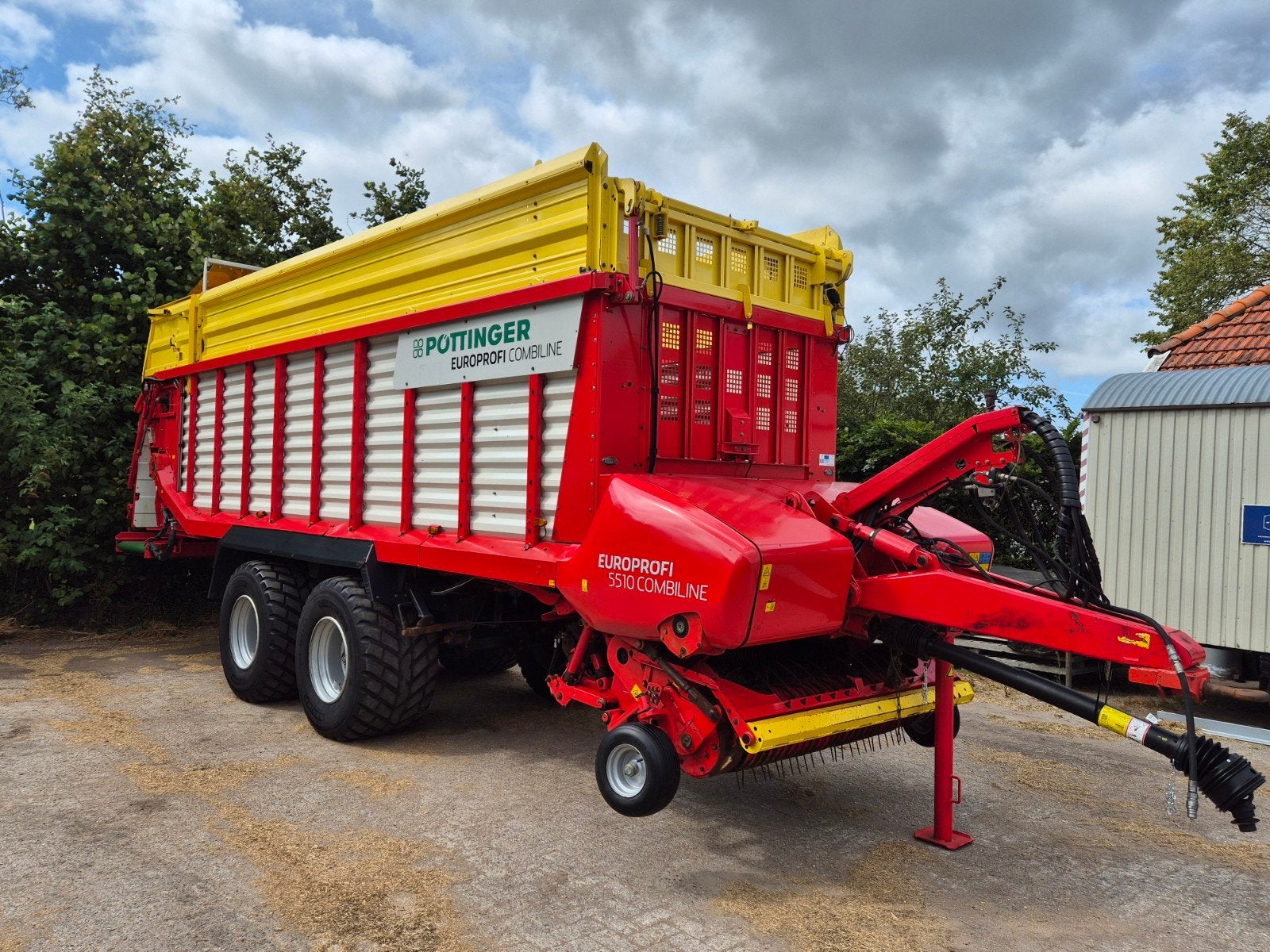 Pottinger Europrofi 5510 opraapwagen ladewagen, Enlèvement