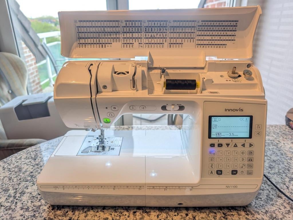 Machine à coudre/quilting/ Brother Innovis NV 1100, Hobby & Loisirs créatifs, Machines à coudre & Accessoires, Enlèvement, Machine à coudre