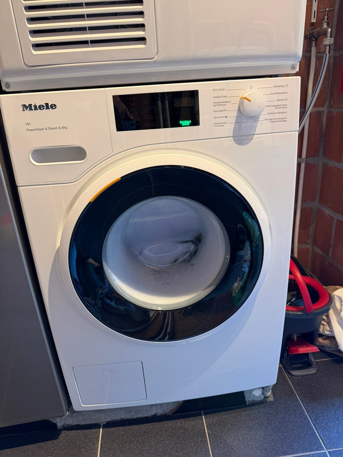MIELE Wasmachine WWC380 WCS QuickPowerWash, Elektronische apparatuur, Ophalen, Zo goed als nieuw, 1600 toeren of meer