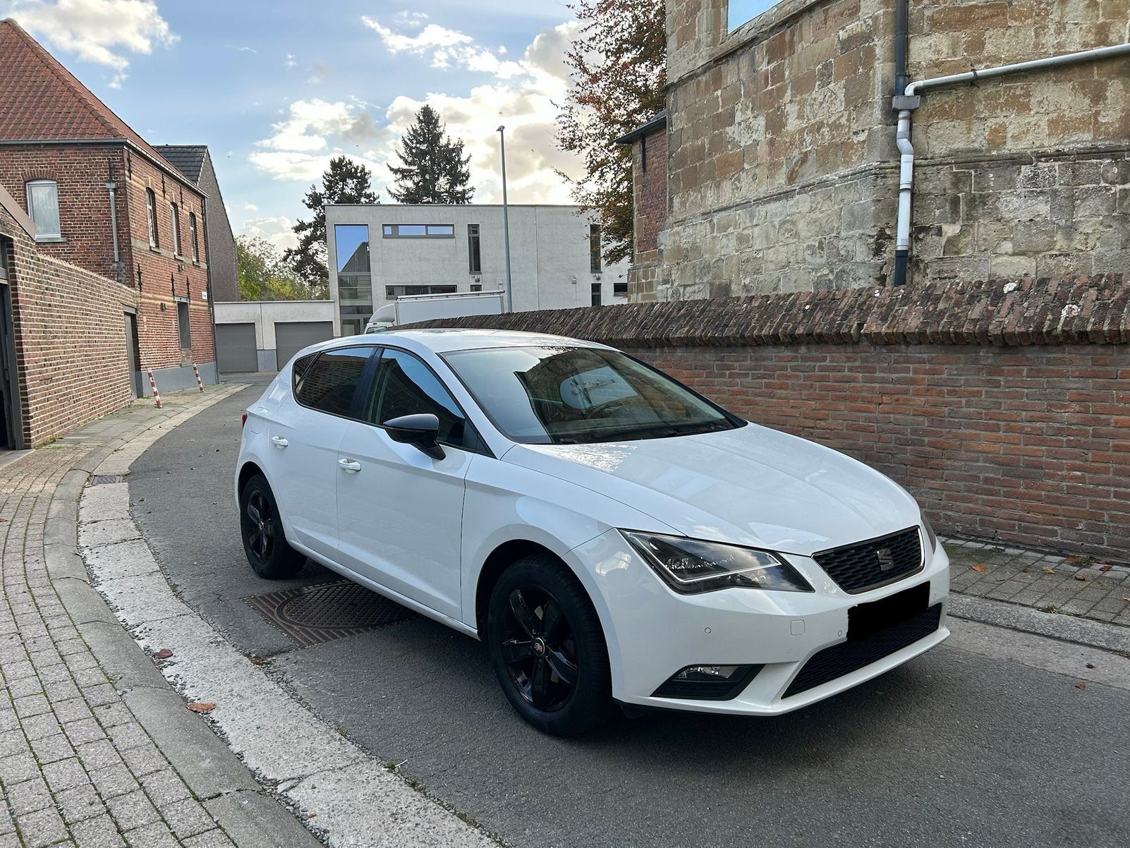Seat Leon, 1.2 TSI, Euro 6b, prêt à être immatriculé, Autos, Achat, Euro 6, Entretenue par le concessionnaire, Noir