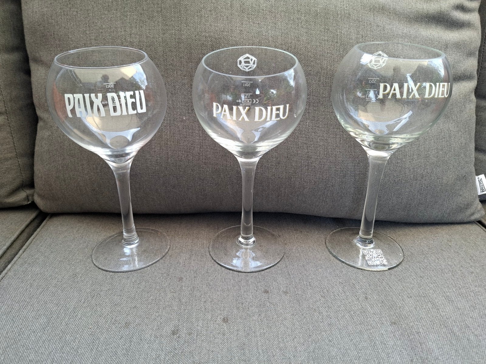 3 verres Paix Dieu différents !! 50cl