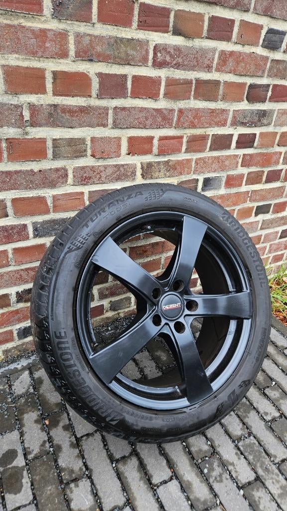 18" Dezent velgen + Bridgestone banden (245/45 R18), Pneus et Jantes, 245 mm, Véhicule de tourisme, Pneus été