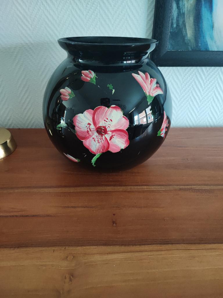 Grote Zwarte Glazen vaas met Roze bloem, Ophalen of Verzenden