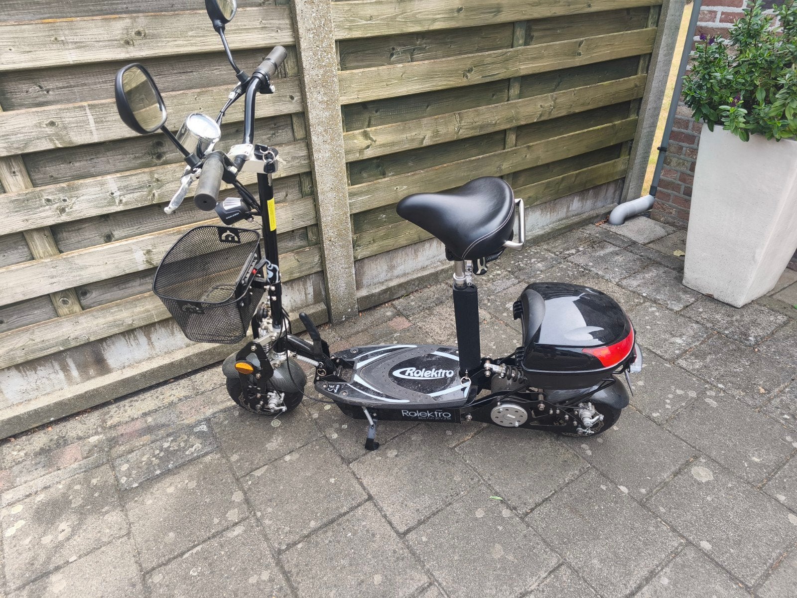 Step Elektrisch, Fietsen en Brommers, Steps, Ophalen, Zo goed als nieuw, Elektrische step (E-scooter), Rolektro