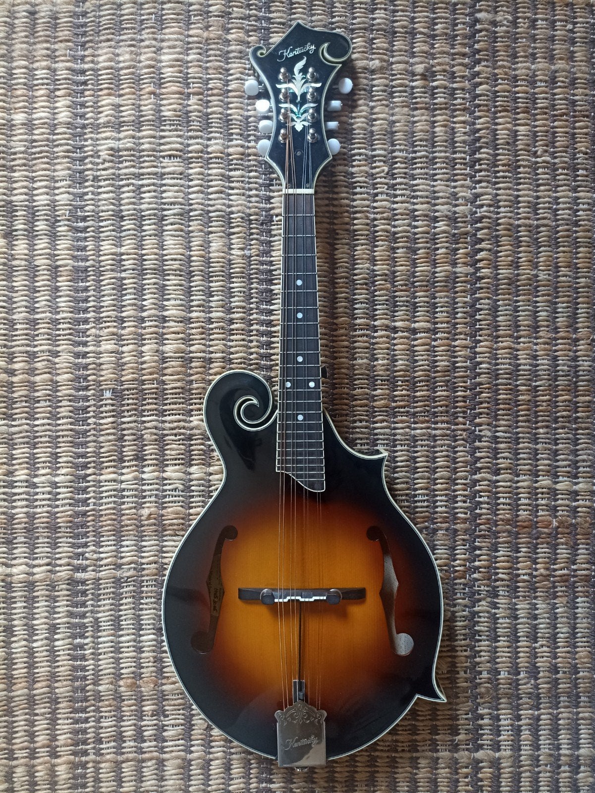 Kentucky KM-630 F-style mandoline, Ophalen of Verzenden, Zo goed als nieuw