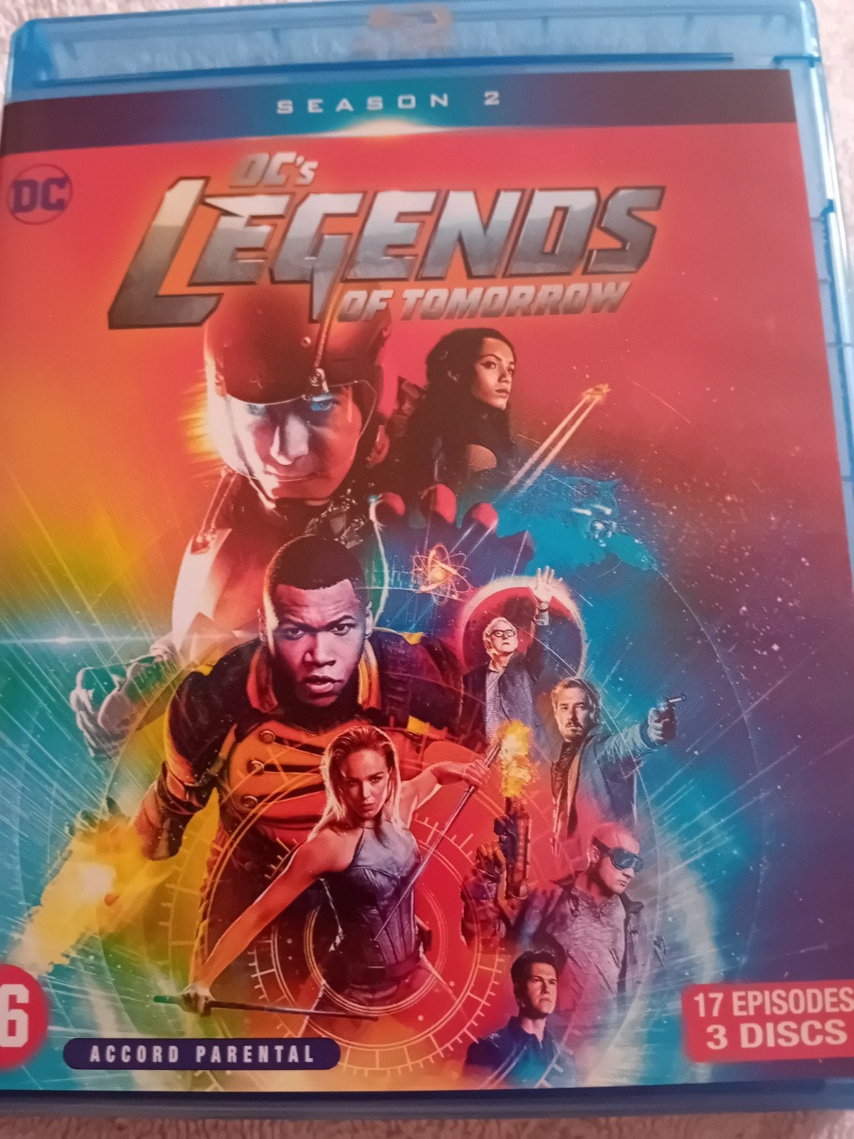 Legends of Tomorrow seizoen 2 Blu-ray, Cd's en Dvd's, Ophalen, Nederlands, Zo goed als nieuw, Blu-ray