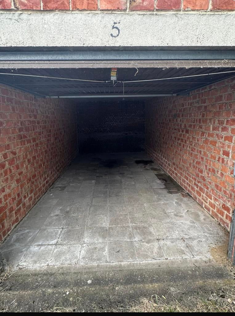 Te huur garageboxen